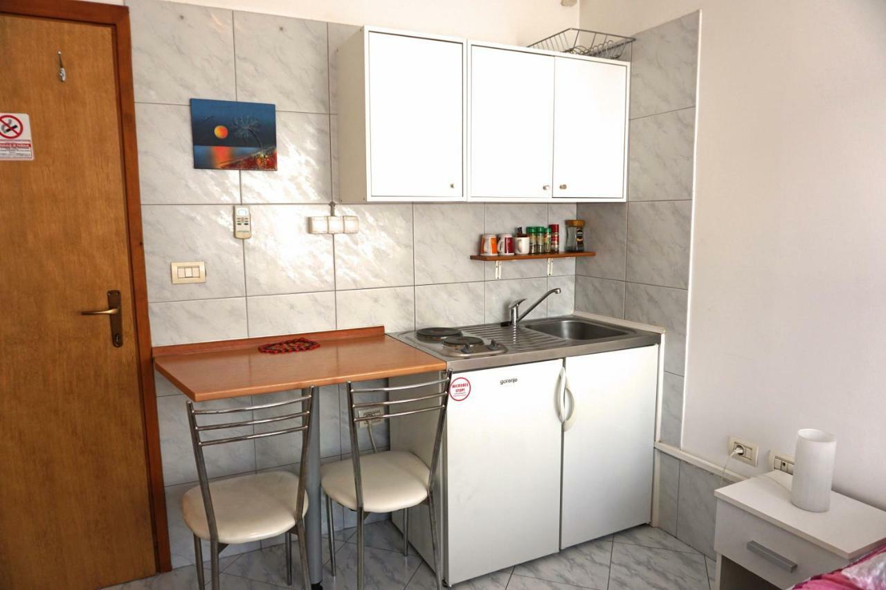 Apartment Umag Nelly Kültér fotó